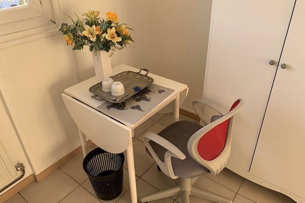 Comfortable room for 3 people in Vaulx-en-Velin, Rhône