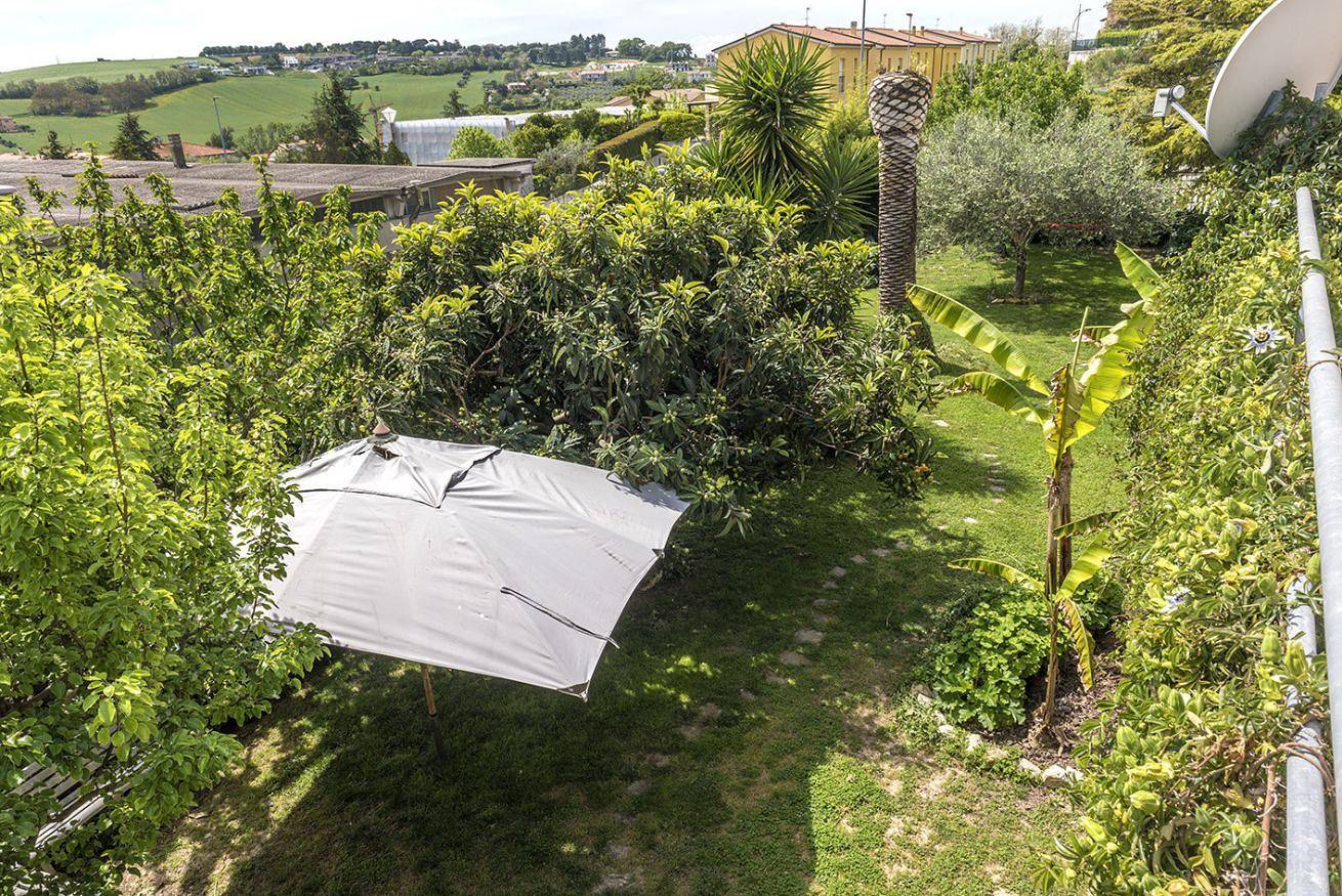 Apartamento entero, S297 - Sirolo, five-room villa with garden in Sirolo, Riviera del Conero
