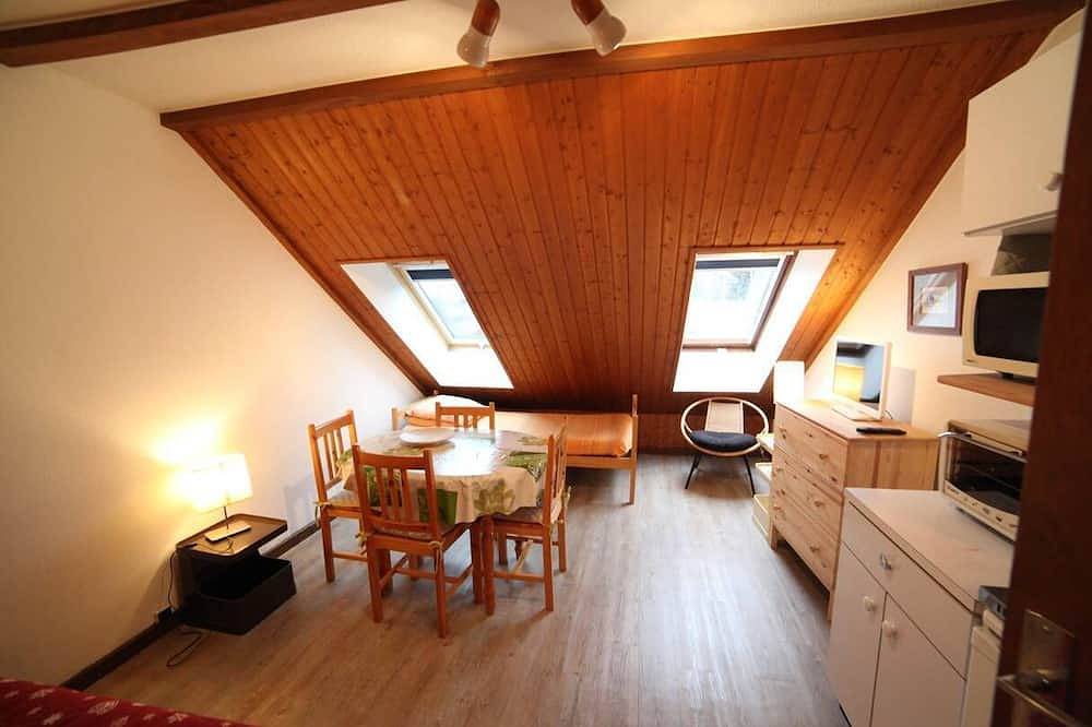 Entire apartment, Metabief - Neighborhood Beausoleil - Building Clé des Champs - Apartment 3 people in Mouthe-Lac et Mont d’Or, Doubs