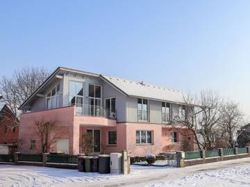 Ferienwohnung für 6 Personen, mit Terrasse und Ausblick sowie Garten am Traunsee