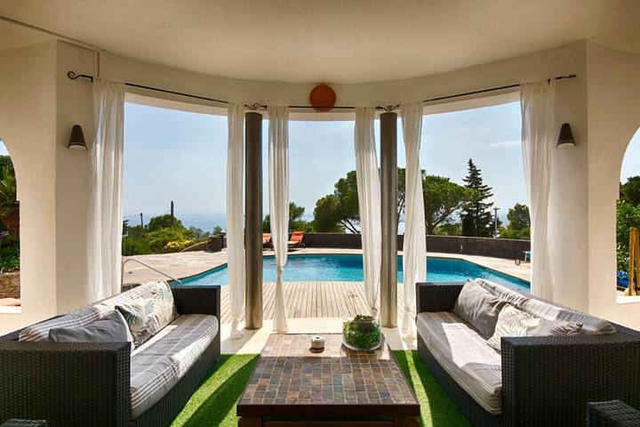 Chambre d’hôte pour 3 personnes, avec jacuzzi ainsi que jardin et piscine à Roses - 3