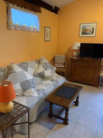 Gîte pour 5 personnes, avec jardin dans Rhône