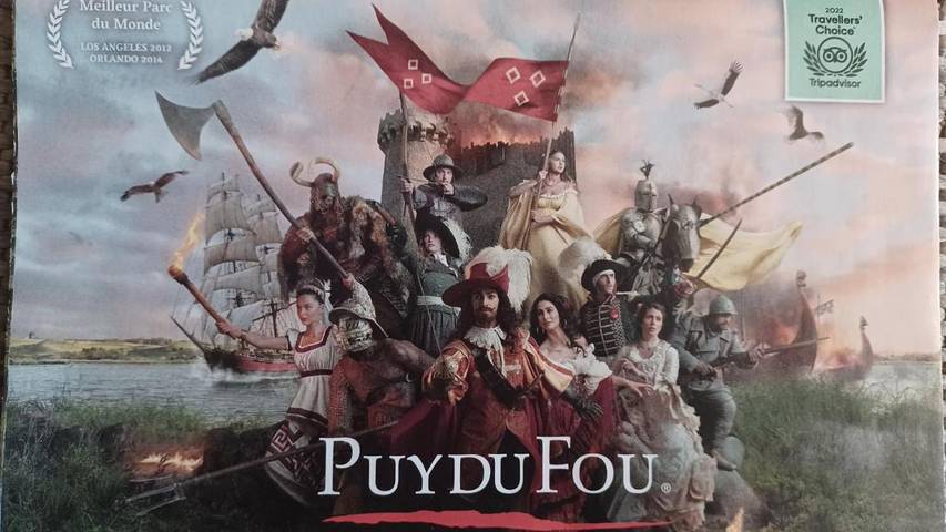 Mobil home pour 3 personnes, avec vue sur le lac et piscine ainsi que jardin et terrasse à Bressuire - 2