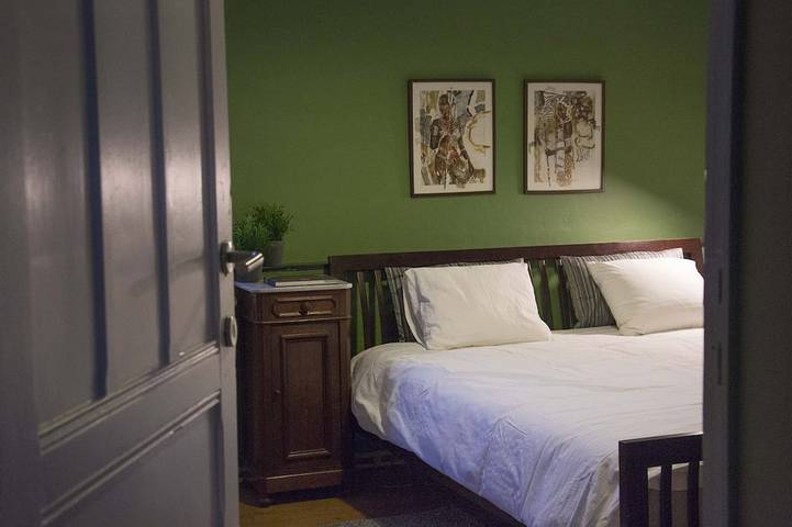 Location de vacances pour 21 personnes, avec jardin et terrasse à Anhée - 2