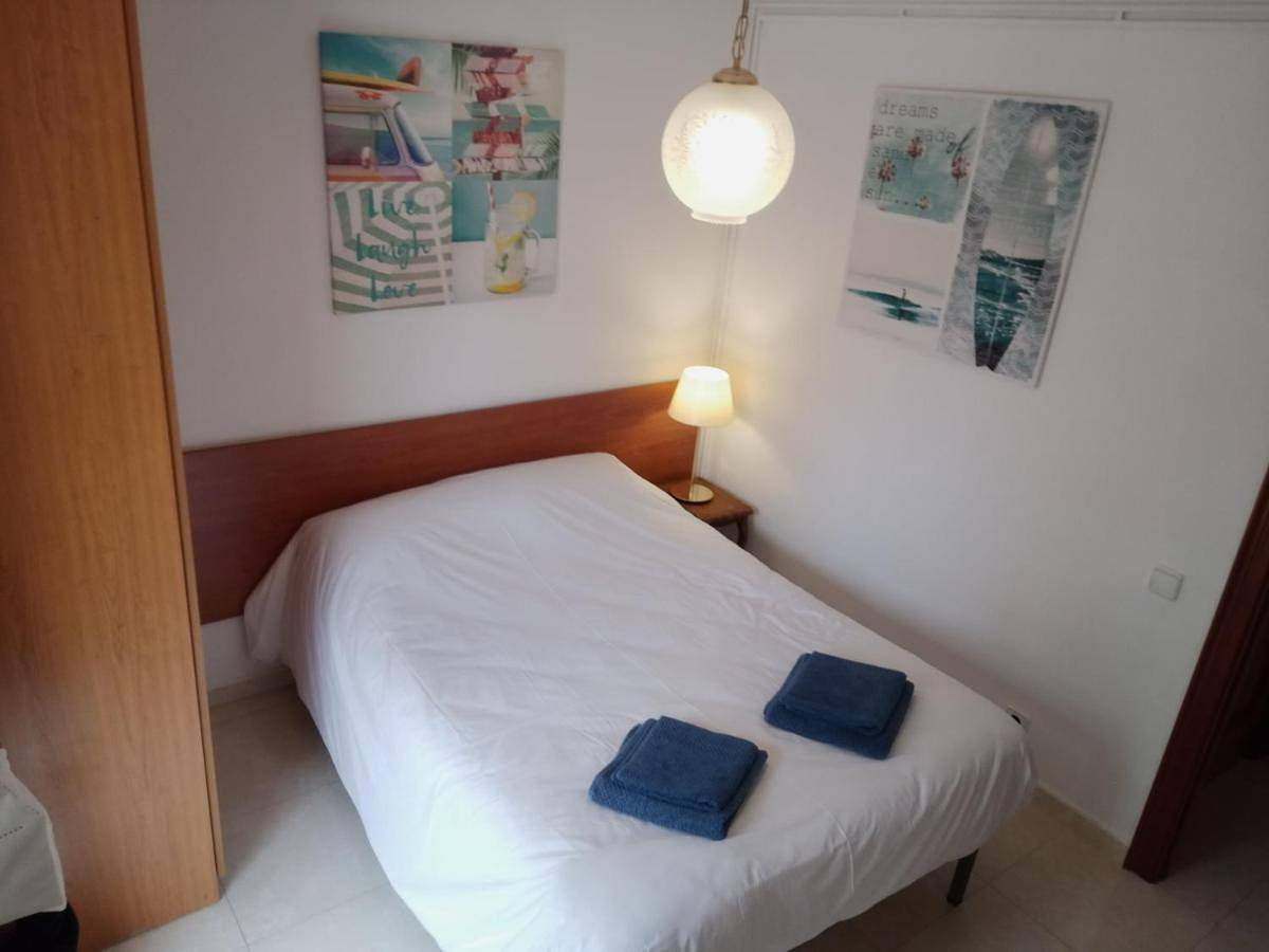 Apartamento inteiro, Three-Bedroom Apartment in Platja de Ribes Roges (Vilanova i la Geltrú), Vilanova i la Geltrú