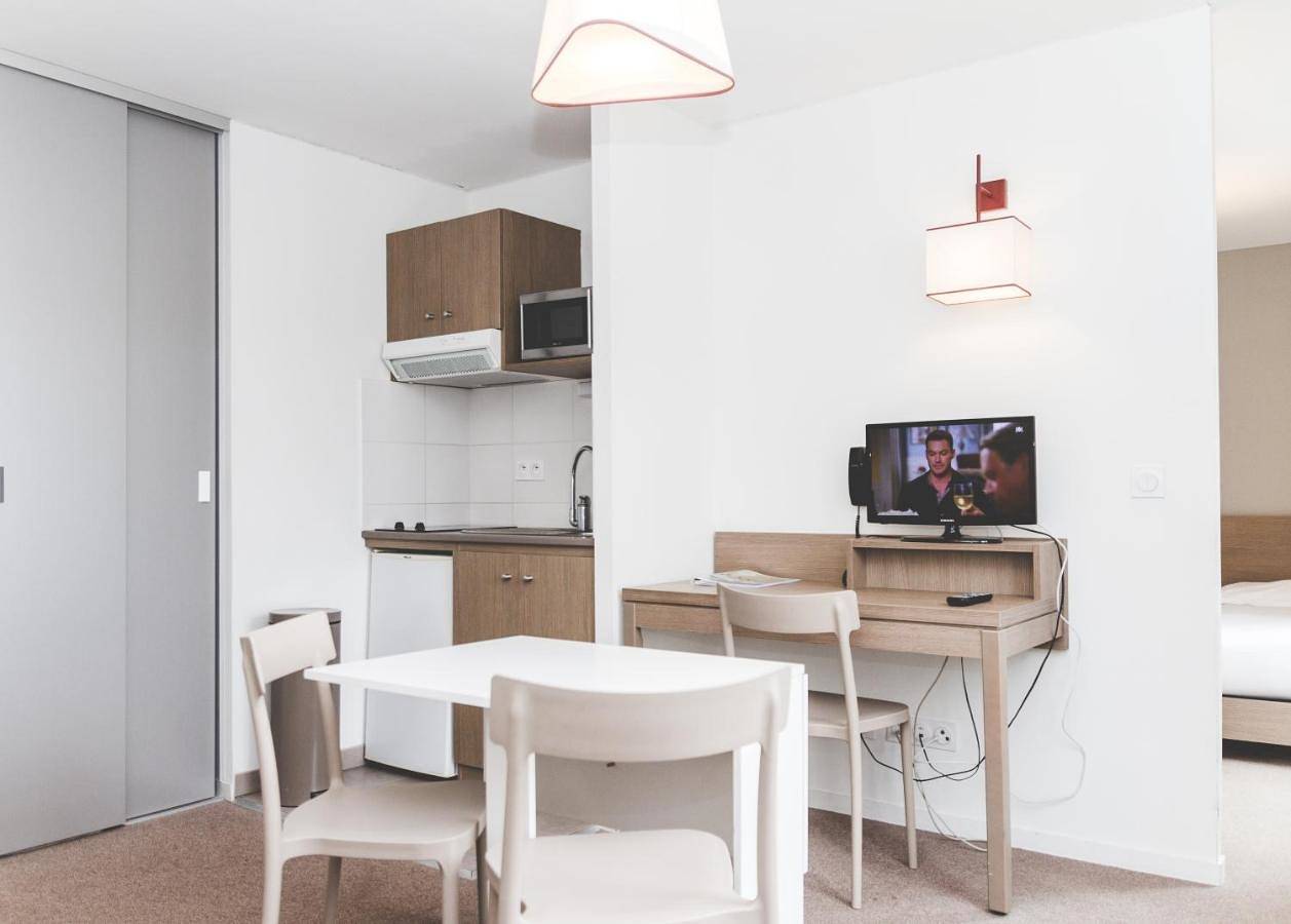 Terres de France - Appart'Hotel Quimper Bretagne in Quimper, Région de Quimper