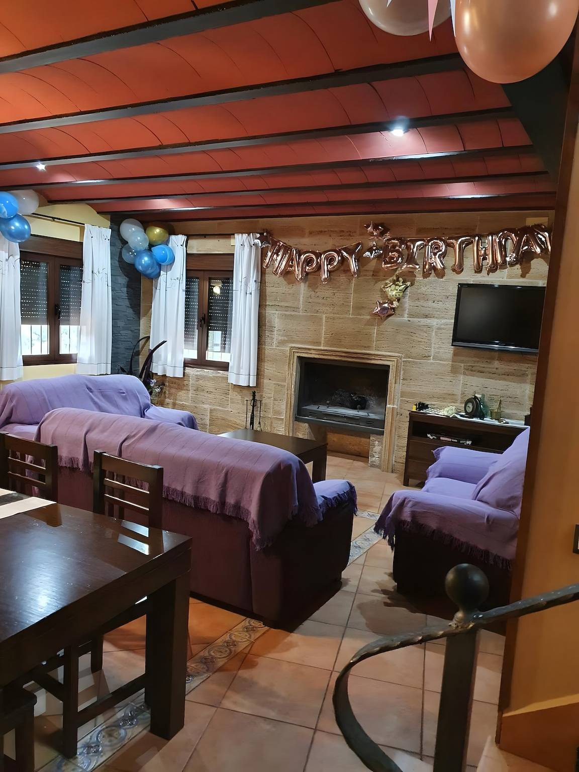 Casa Rural 'Fuente Los Avellanos' avec Vue sur la Montagne, Wi-Fi et Climatisation in Iznatoraf, Parc naturel des sierras de Cazorla et Segura