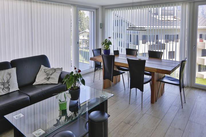 Ganze Ferienwohnung, Brunner's Gamperdon - 3.5 Zimmerwohnung mit Balkon in Flumserberg, Flums