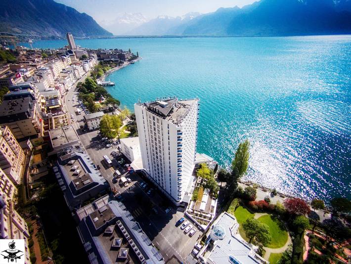 Mona - Mini Mona - vue partielle sur le lac in Montreux, Waadtland RDK