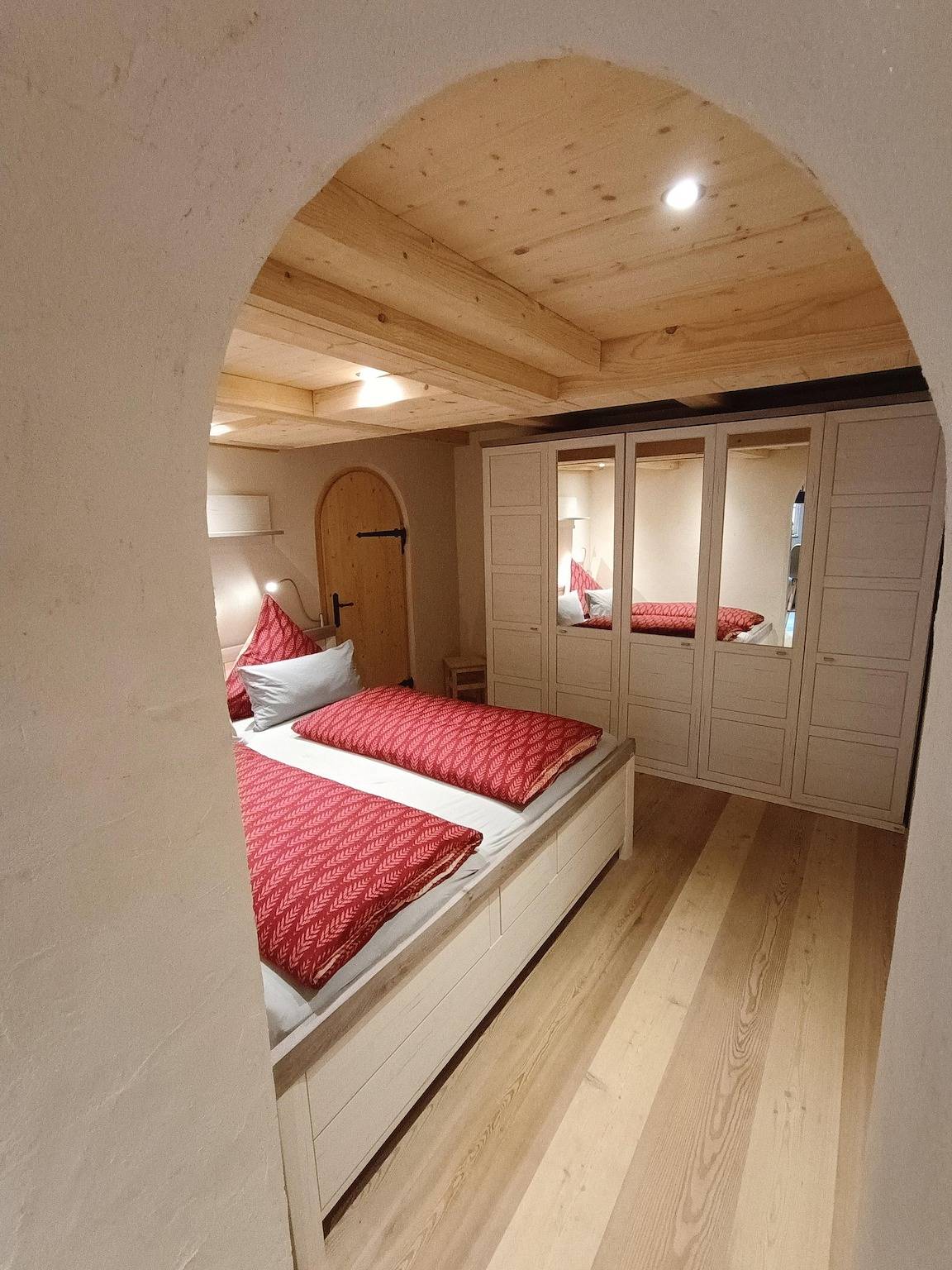 Ganze Ferienwohnung, Fewo "Lieblingsplatz",  1 Schlafraum, Dusche, Wc, in Wallgau, Walchensee