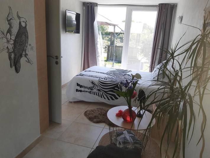 Location de vacances pour 2 personnes, avec vue ainsi que jardin et sauna, animaux acceptés à Chapelle-Voland - 2