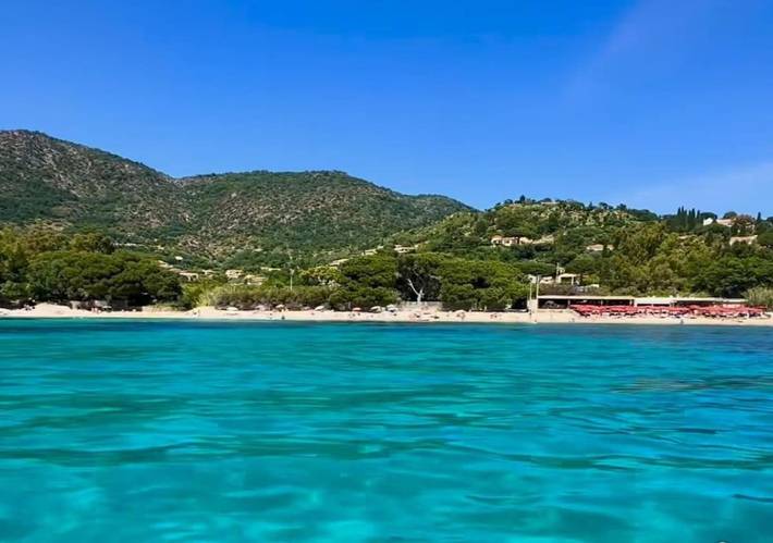 Gîte pour 4 personnes, avec terrasse et vue, animaux acceptés dans Plage de La Fossette - 2