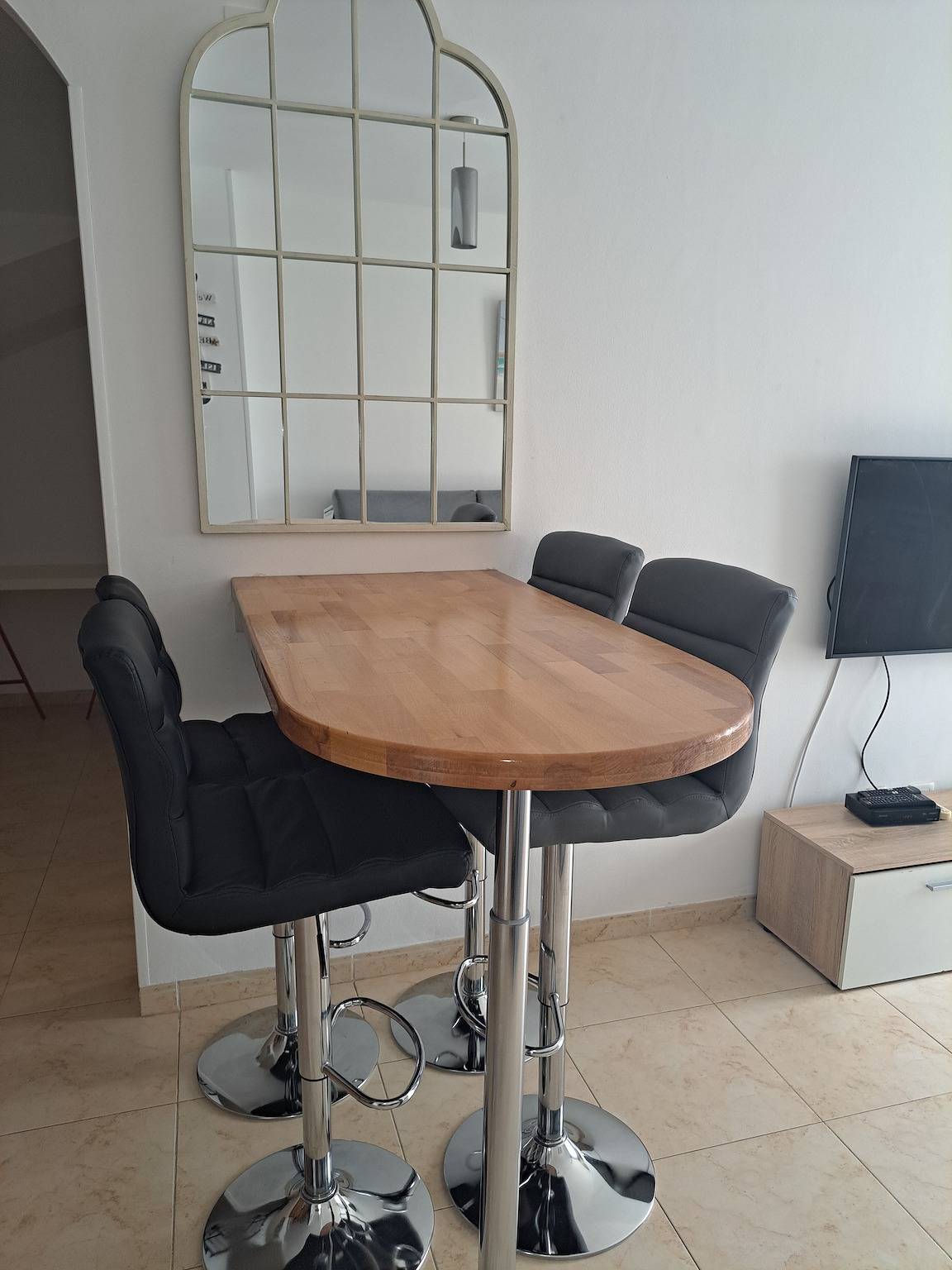 Ganze Wohnung, Ferienwohnung 'Constance' mit Meerblick, Wlan und Klimaanlage in l'Ampolla, Costa Dorada