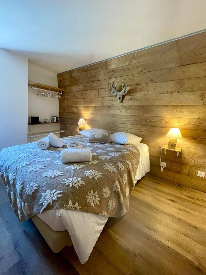 Chambre d’hôte pour 2 personnes, avec Terrasse ainsi que Jardin et Vue à Le Monêtier-les-Bains