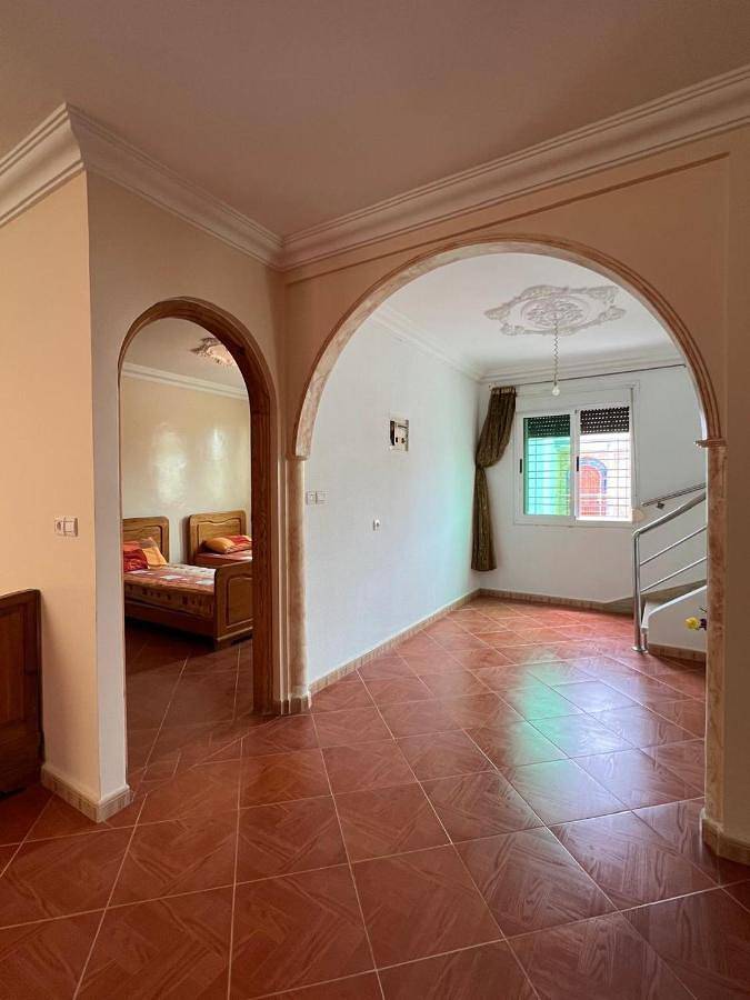 Villa pour 10 personnes, avec terrasse ainsi que jardin et vue, animaux acceptés à Saïdia - 4