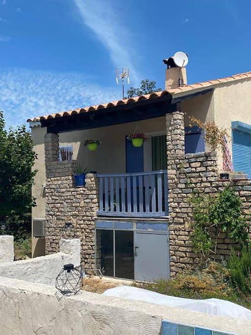 Location de vacances pour 6 personnes, avec jardin et piscine à Bouchet - 2