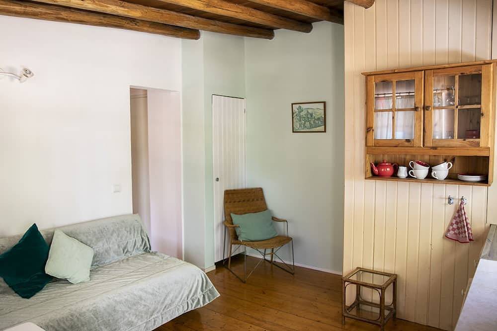 Charmantes Cottage mit eigener Terrasse und Gemeinschaftspool in Barão de São João, Lagos