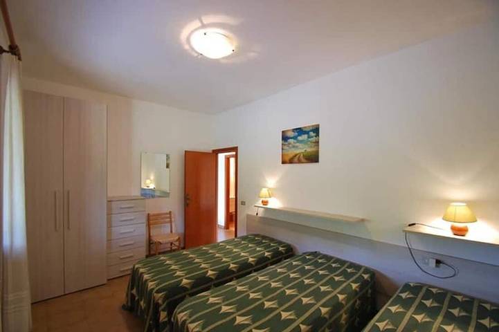 "L'Olivo" Traumvilla in Strandnähe mit schönem Privatgarten in Naregno, Capoliveri