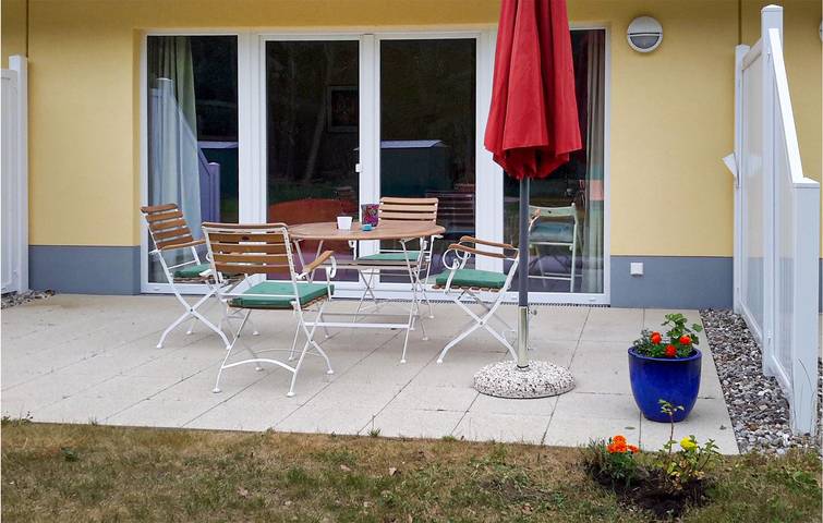 Ferienwohnung für 2 Personen, mit Terrasse und Garten in Gelbensande