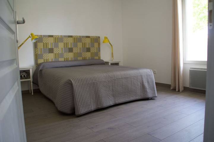 Entire apartment, Charming apartment T3 (2 bedrooms) patio and terrace in Fouras, Rochefort region