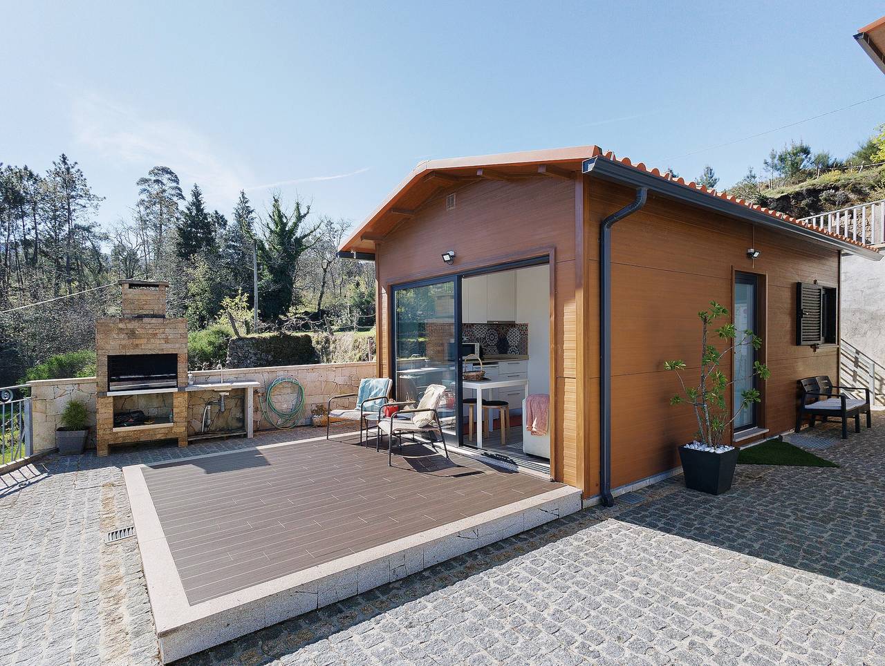 Bungalow 'T1 - Casa Dona Florinda' con vistas a la montaña, Wi-Fi y aire acondicionado in Ermida (Ponte da Barca), Gerês