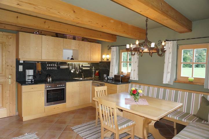 Ferienhaus für 6 Personen, mit Balkon und Garten sowie Sauna und Ausblick, kinderfreundlich in Wildschönau - 3