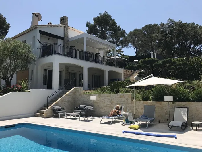 Chalet para 8 personas, con jardín y piscina además de vistas y terraza - 1