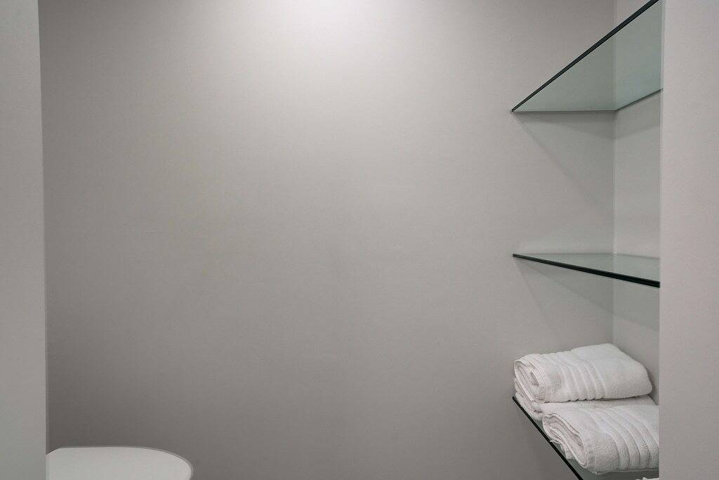 Ganze Wohnung, Updated modern 1st floor condo on Carlin Park and close walk to the ocean in Jupiter, Palm Beach County