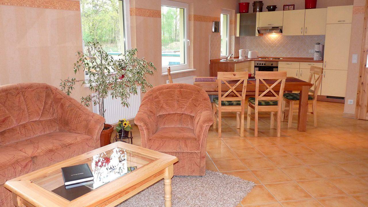 Entire holiday apartment, Ferienwohnung für 6 Personen (80 m²) in Krakow am See in Krakow am See, Mecklenburg Lakes