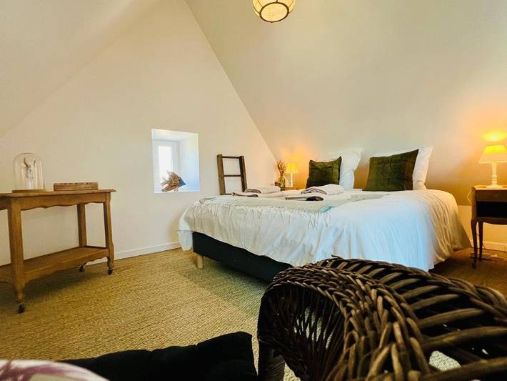 Gîte pour 2 personnes, avec jardin et vue dans Guéron - 2