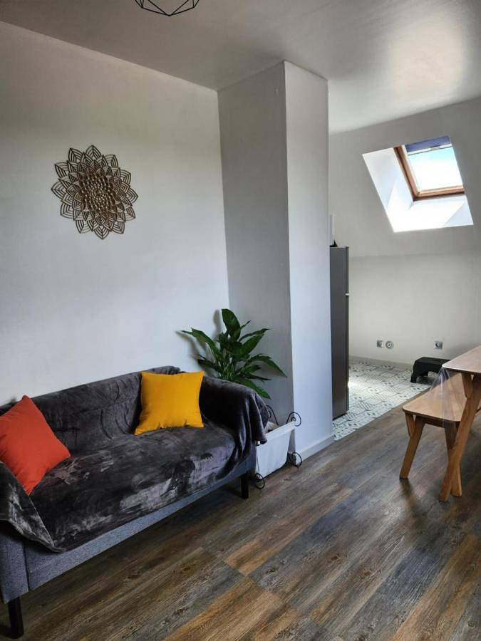 Appartement entier, One-Bedroom Apartment in Montbazens, Aveyron