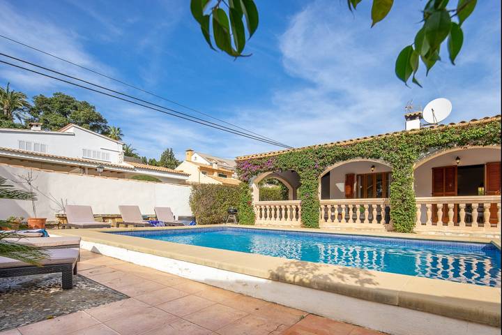 Ferienhaus für 6 Personen, mit Balkon/Terrasse und Pool in Pollença - 2