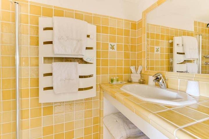 Chambre d’hôte pour 2 personnes à Cabrières-d'Avignon - 3