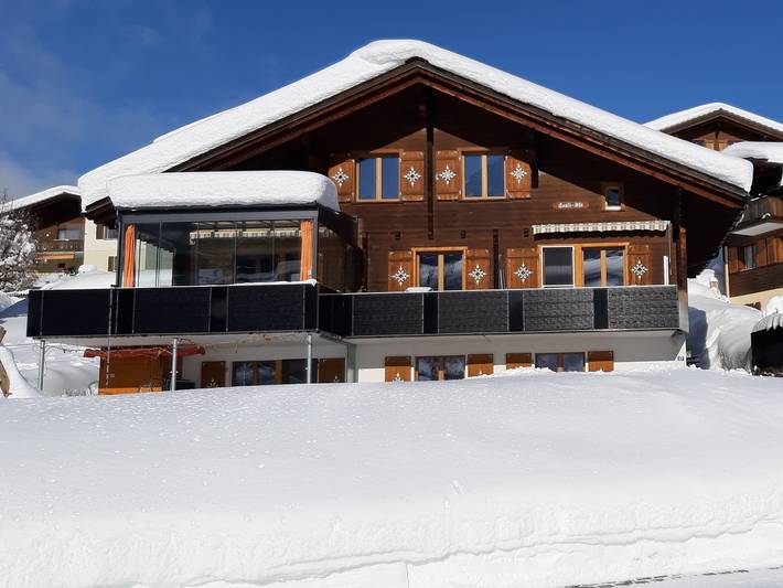 Ganze Ferienwohnung, Ferienwohnung Schweizer, Obersaxen-Affeier - 2.5 Zimmer Ferienwohnung für max. 4 Pers. im Og in Obersaxen, Obersaxen-Mundaun