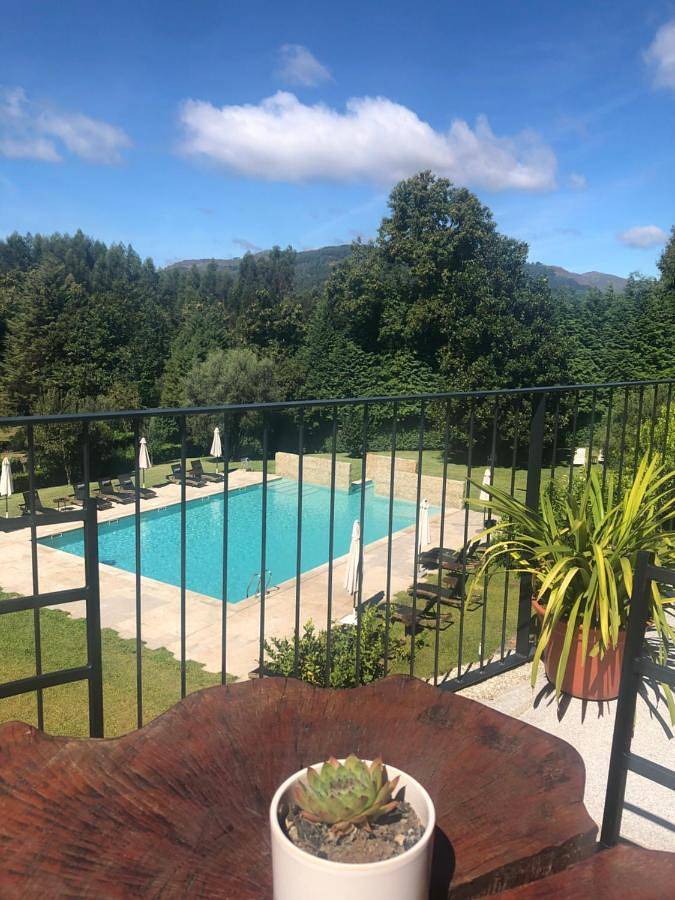 Location de vacances pour 2 personnes, avec jardin et piscine dans Caniçada