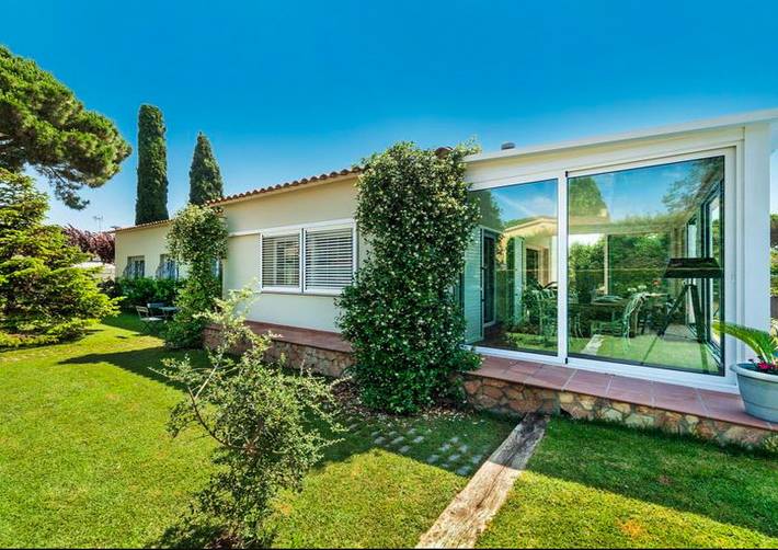 Chalet para 8 personas, con jardín en Baix Empordà - 4