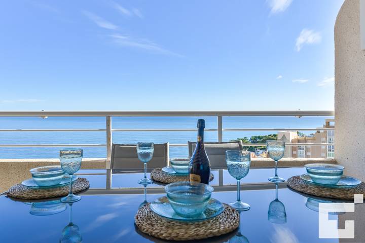 Vakantiewoning voor 5 personen, with kinderzwembad and balkon as well as zwembad and tuin aan de Costa Blanca