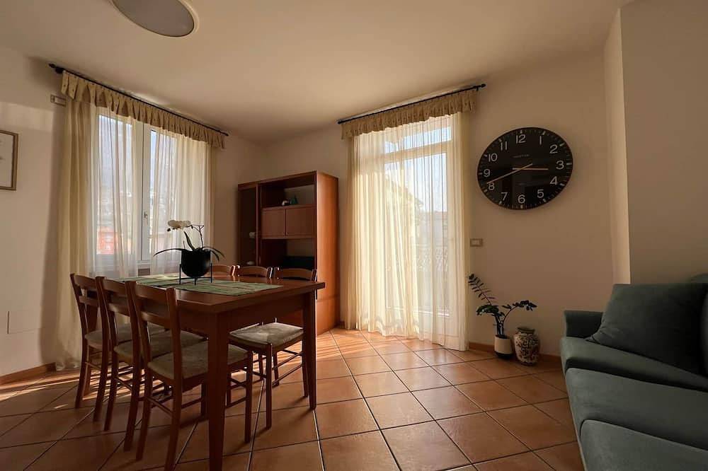 Apartamento entero, Superior 3 in Torbole, Nago-Torbole