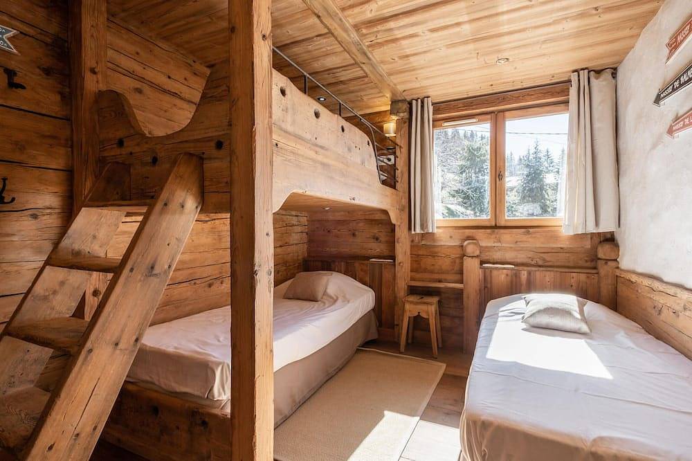 Appartement entier, Terrasse sud, 4 pièces confort, proche pistes et commodités à La Clusaz in La Clusaz, Région d'Annecy