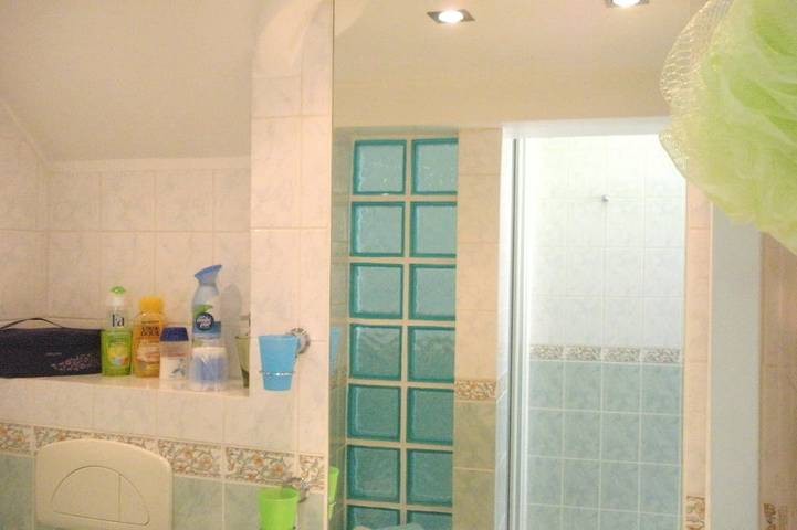 Appartamento intero, Brussels Nice Apartment Modern near Eu, Grand place. Garage gratuito, Wi-Fi gratuito in Schaerbeek, Fiandre