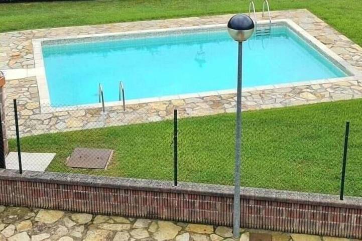 Ferienwohnung für 4 Personen, mit Balkon und Pool