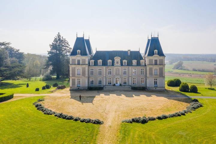 Chambre d’hôte pour 2 personnes, avec jardin et vue, animaux acceptés à Tiercé (Maine-et-Loire)
