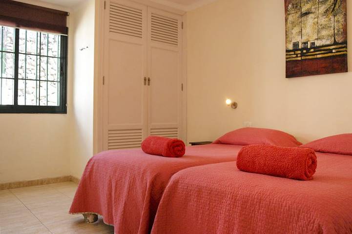 Appartement entier, Appartement entièrement équipé avec Wifi, Air Con et U. K. Télévision à Puerto Del Carmen in Puerto del Carmen, Tías