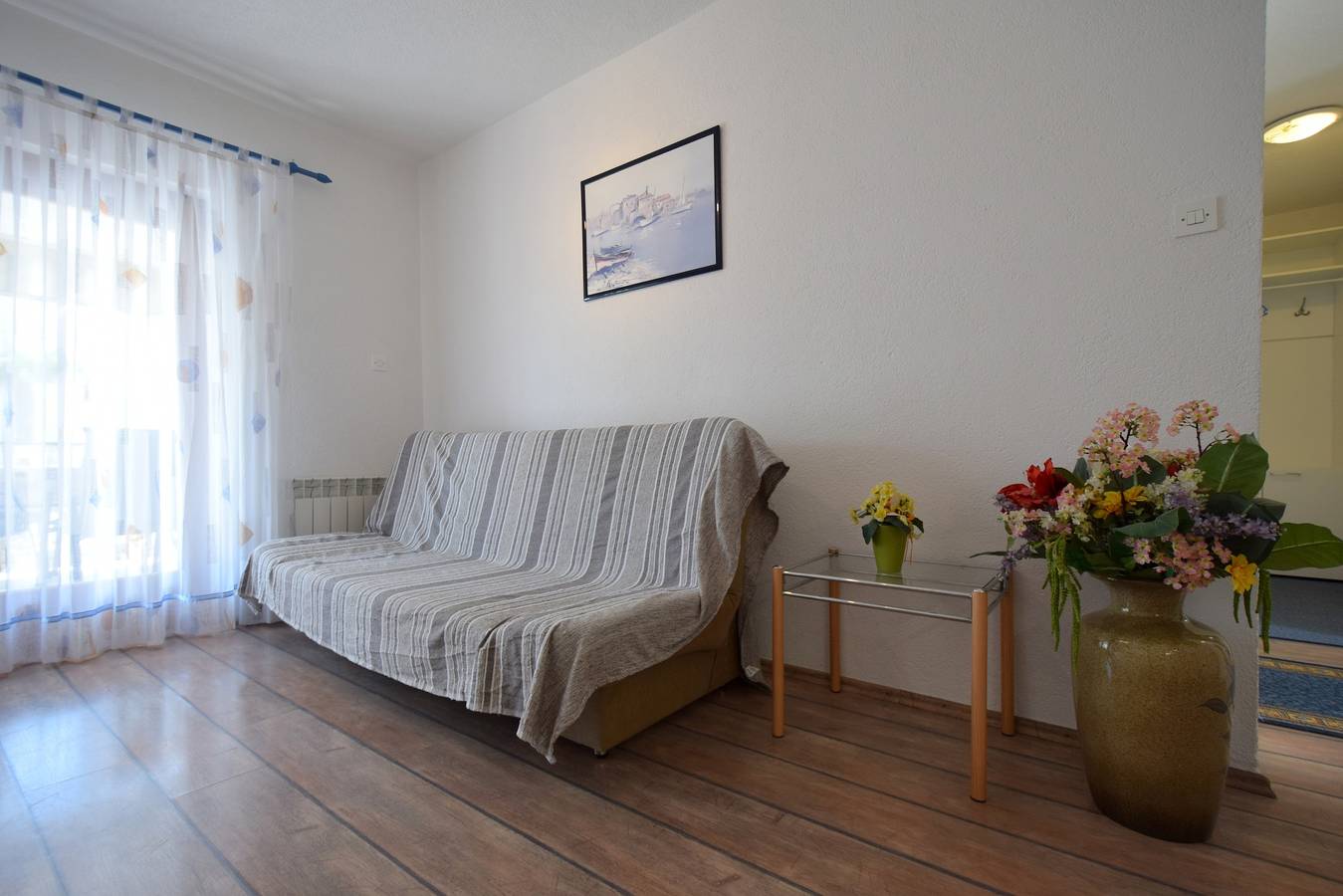 Entire apartment, Two bedroom apartment with terrace Malinska, Krk A-20417-b in Milcetici, Krk