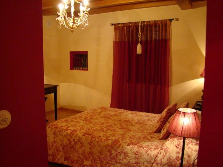 Casa rural para 2 personas, con Jacuzzi y Terraza además de Jardín y Vistas en Mariña Central