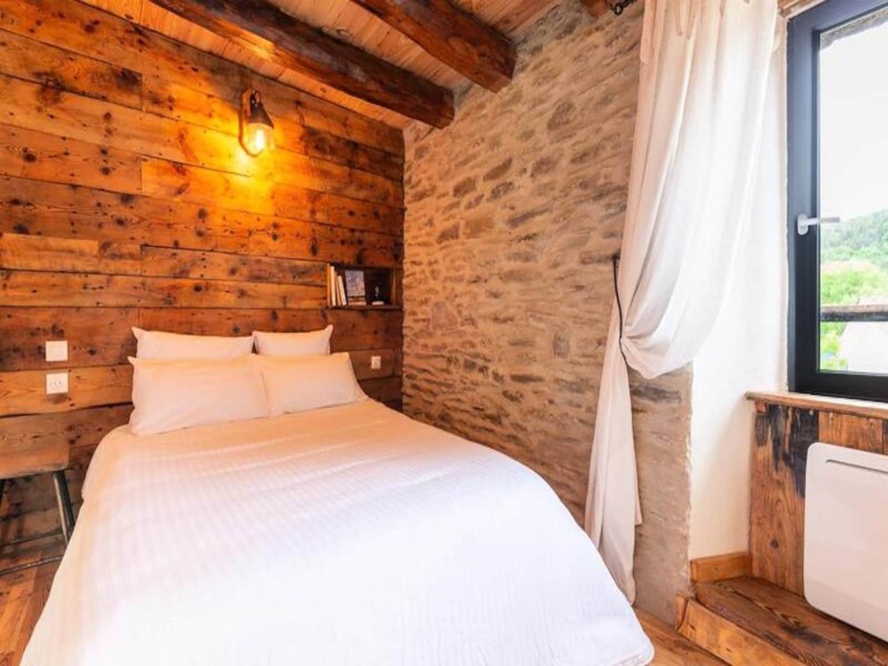 Appartement entier, Gîte sur le Mont Lozère avec Vue in Mont Lozère et Goulet, Parc national des Cévennes