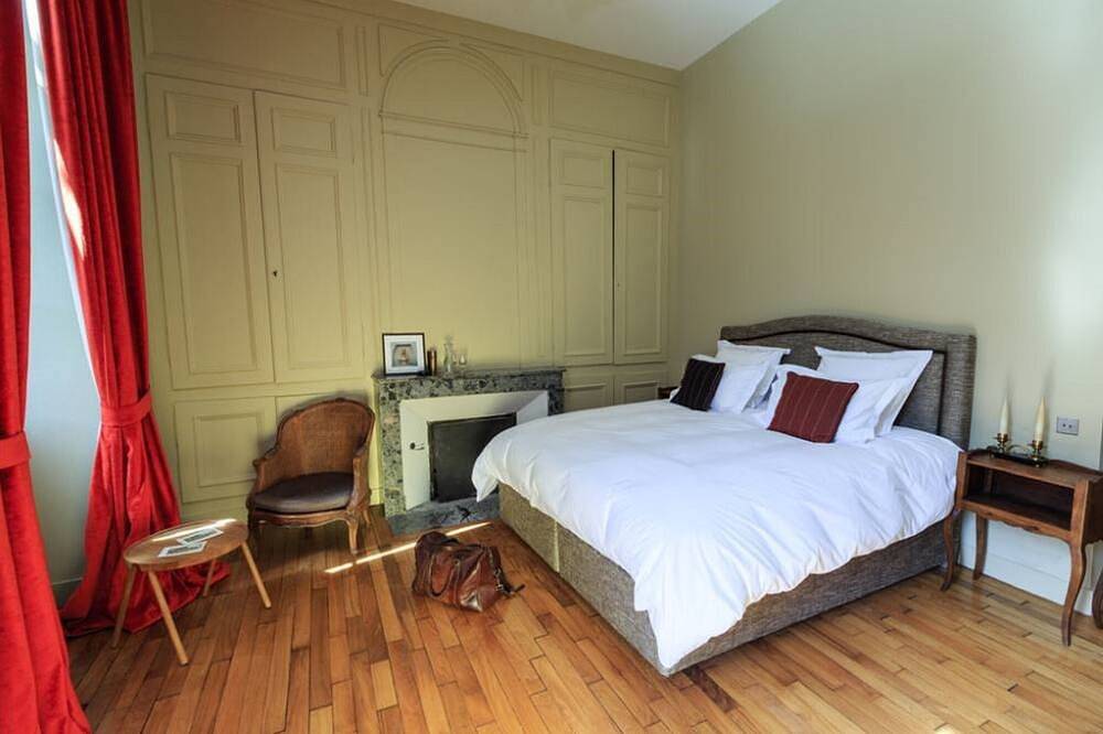 Cottage In Beautiful Mansion Xixth in Salins-les-Bains, Jura