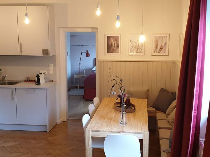 Ferienwohnung für 5 Personen, mit Garten in Graz