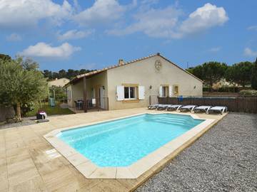 Cottage pour 6 personnes, avec terrasse et piscine, adapté aux familles à Montbrun-des-Corbières