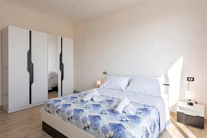 Holiday Home "Sefy Mare a Selinunte" with Sea View, Balcony & Wi-Fi in Marinella (Sicily), Castelvetrano (Municipality)